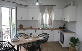 Aeraki House